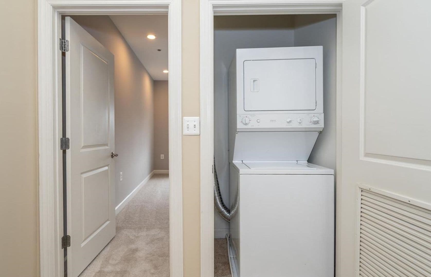 Washington Condo: 1354B Monroe Street, NW
