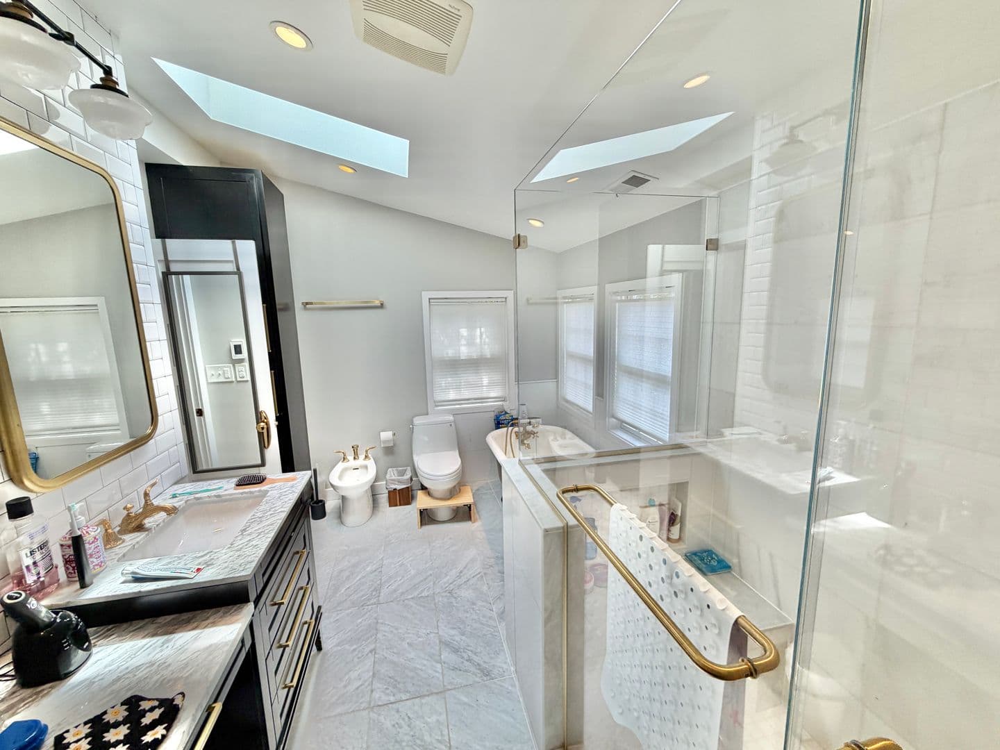 Washington House: 7538 Morningside Drive NW