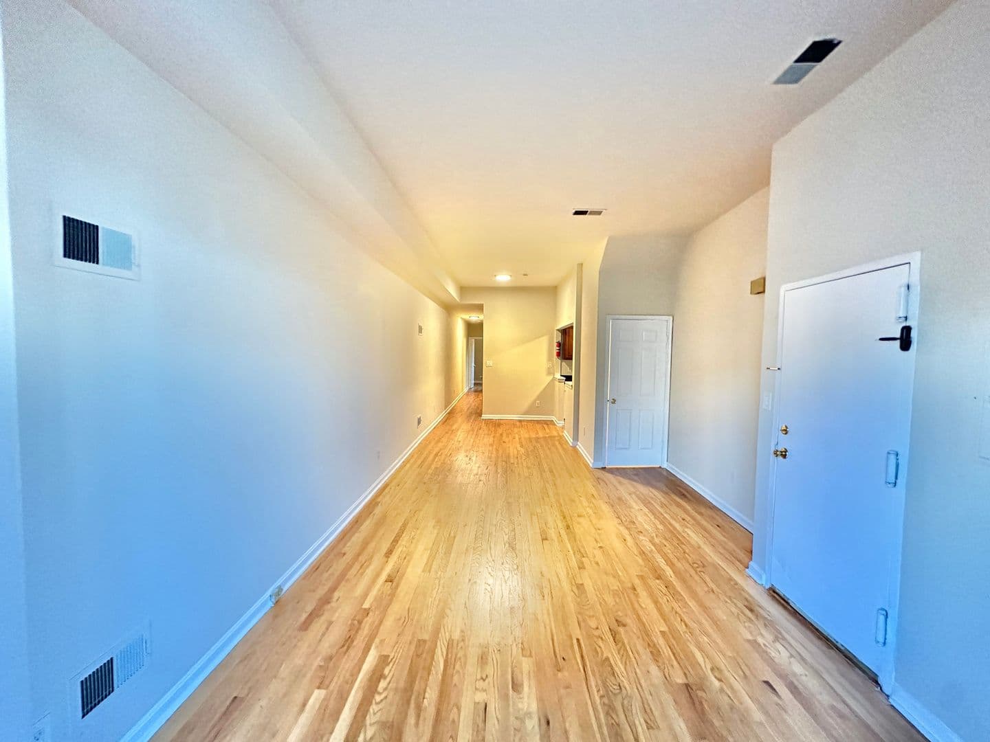 Washington Apartment: 1762 U Street NW