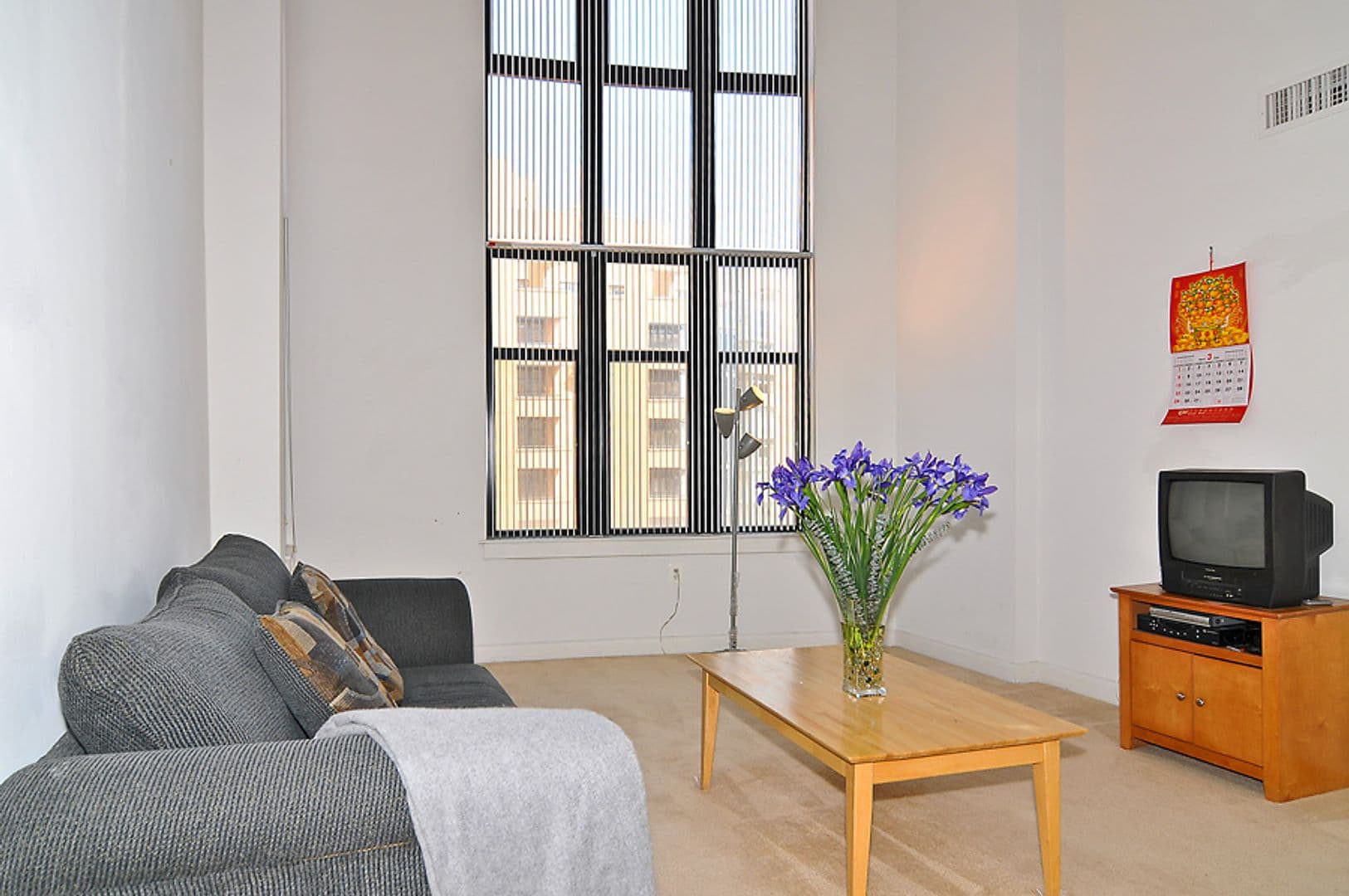 Washington Condo: 400 Massachusetts Avenue, NW #915