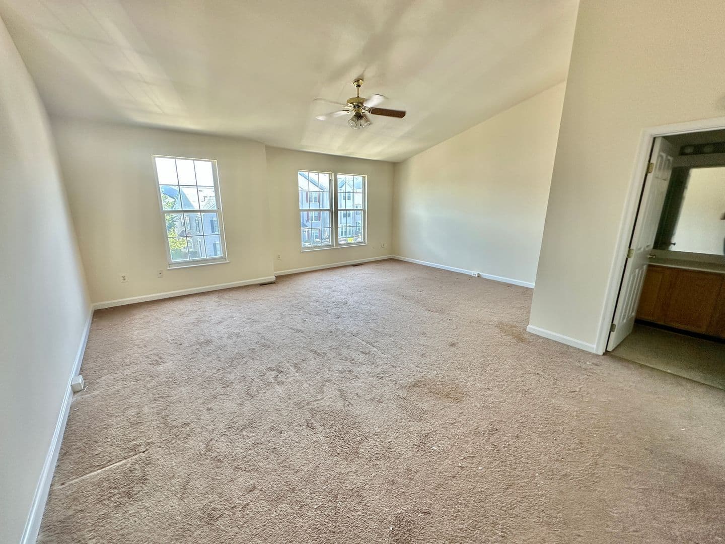 Manassas Townhome: 9334 Witch Hazel Way