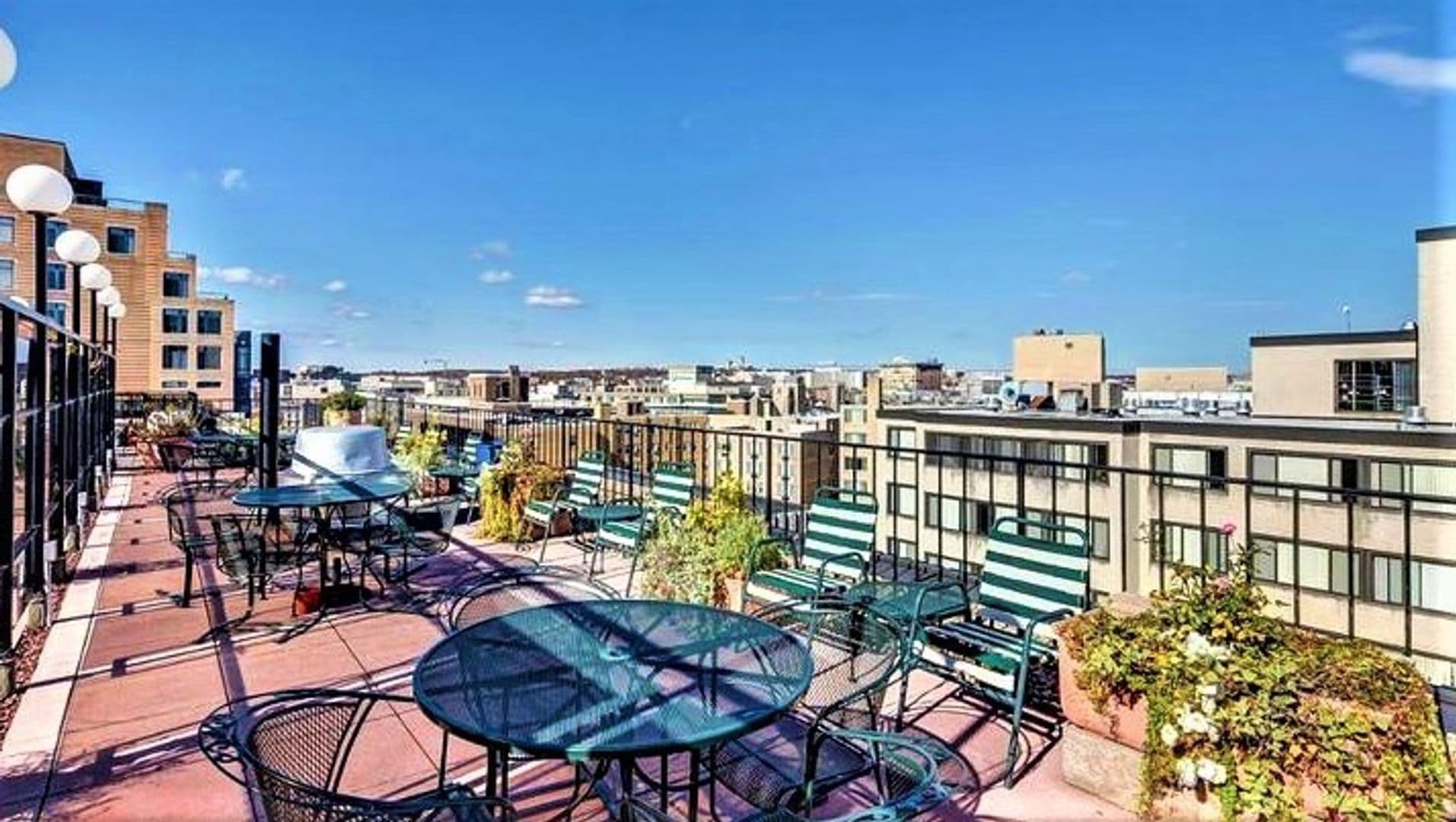 Washington Condo: 1420 N Street NW #713