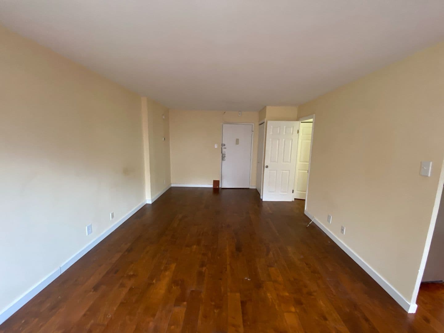 Washington Condo: 1420 N Street NW #713