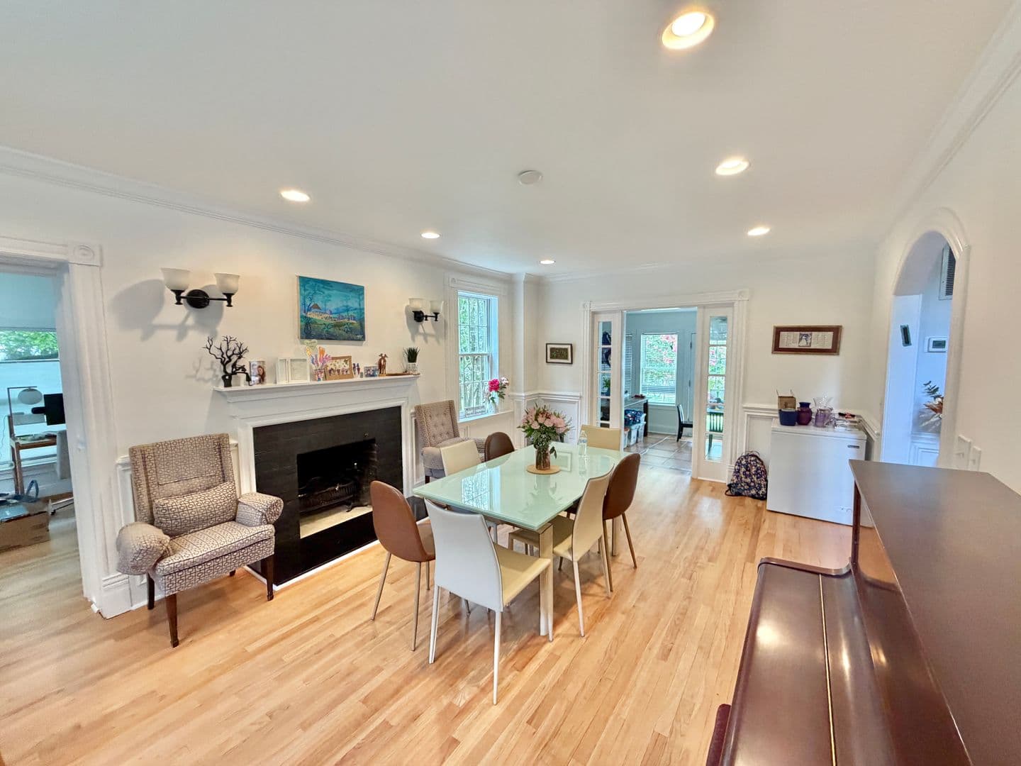 Washington House: 7538 Morningside Drive NW