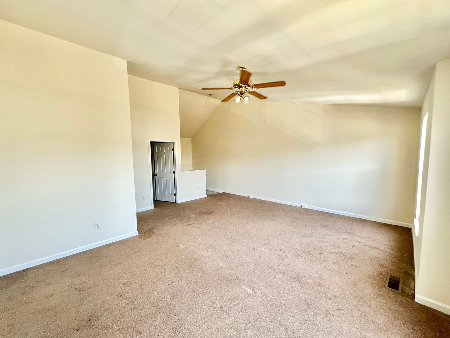 Manassas Townhome: 9334 Witch Hazel Way