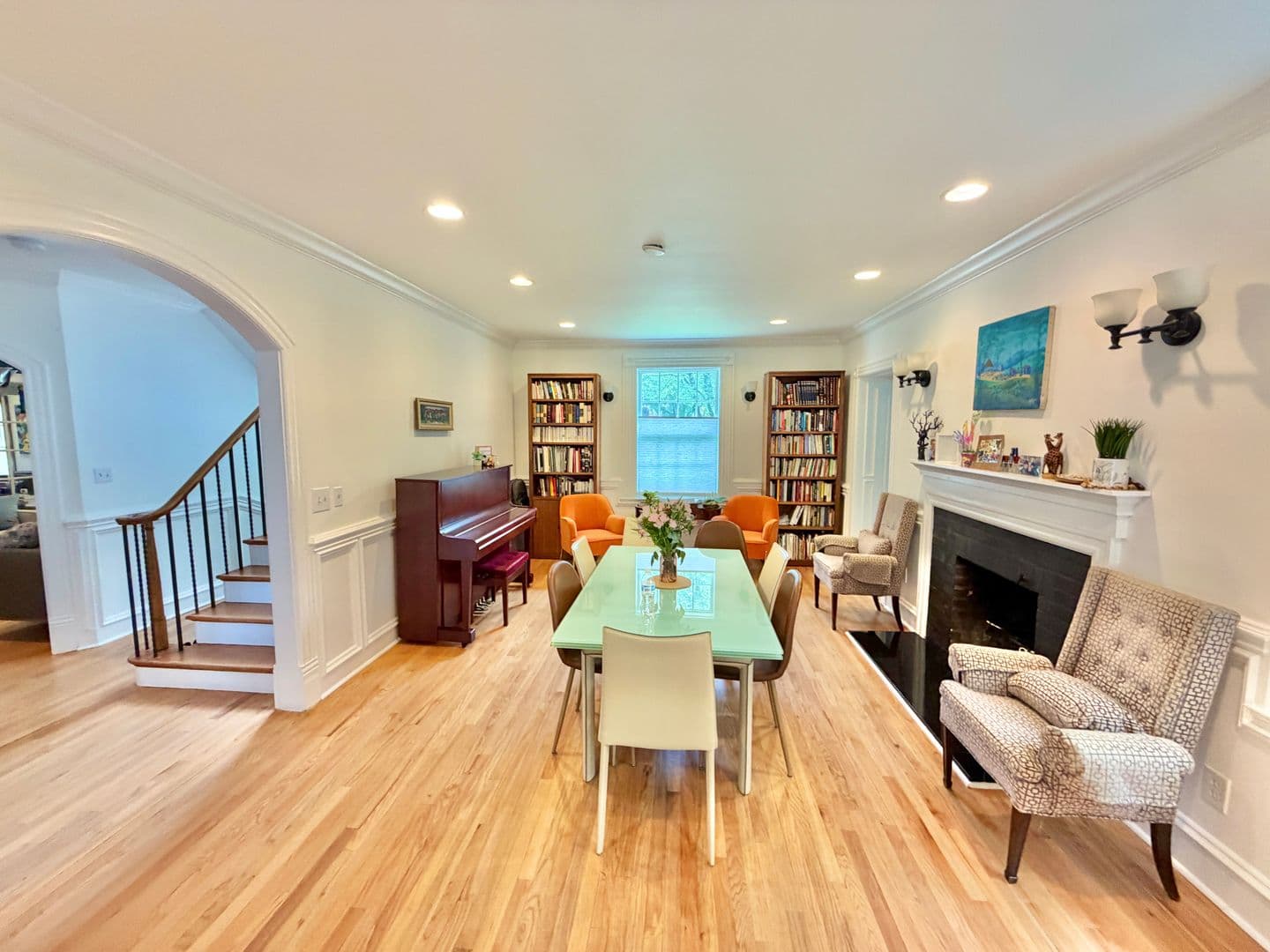 Washington House: 7538 Morningside Drive NW