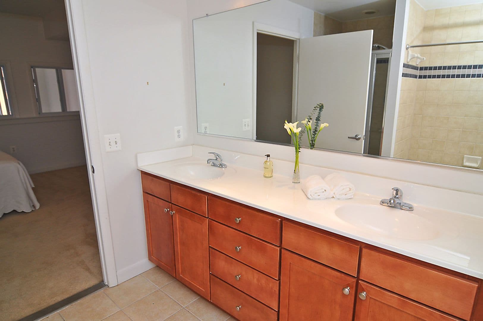 Washington Condo: 400 Massachusetts Avenue, NW #915