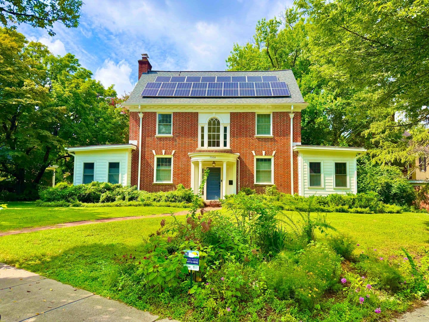 Washington House: 7538 Morningside Drive NW