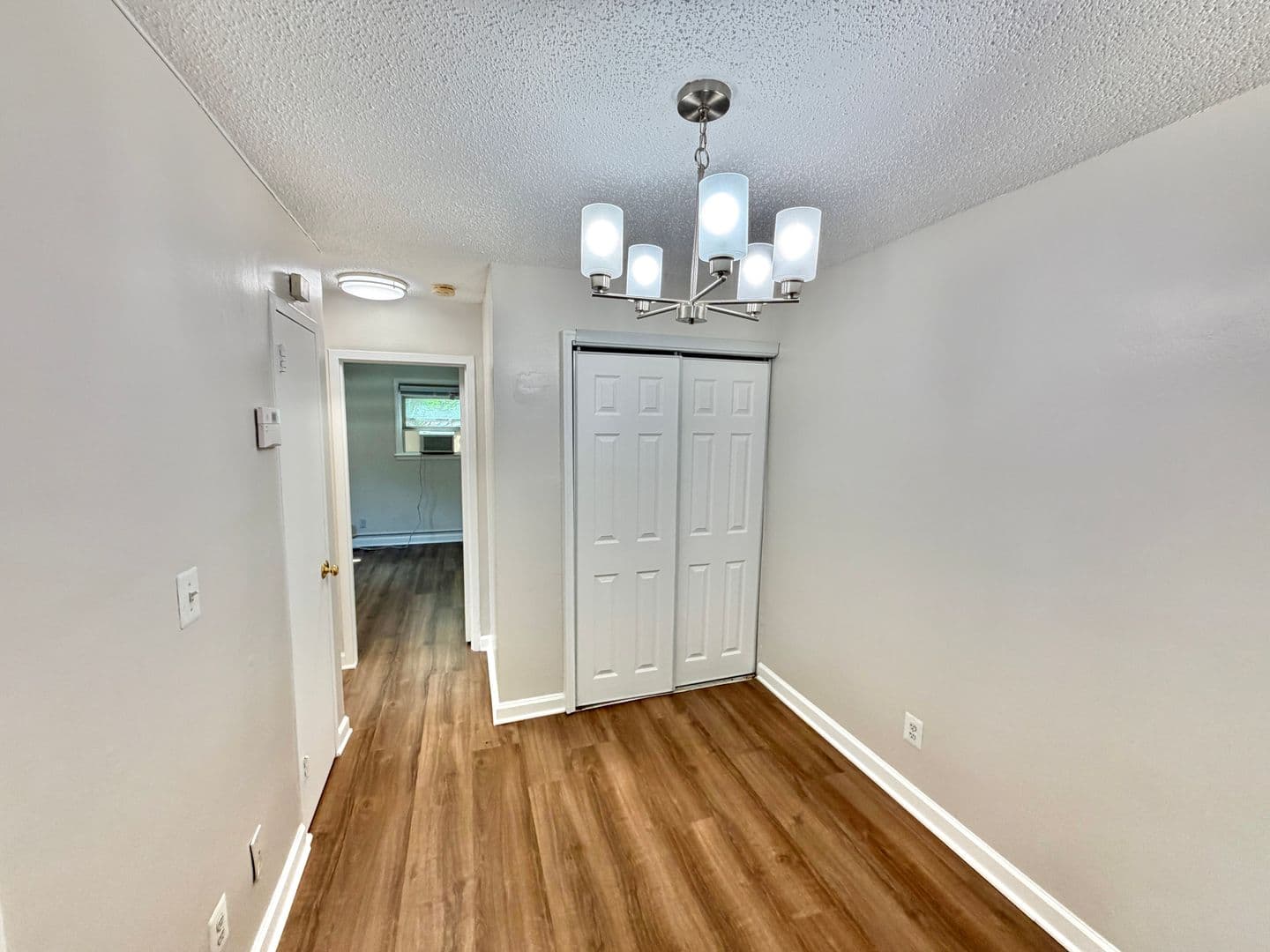 Arlington Condo: 4635 20th Road, North #5