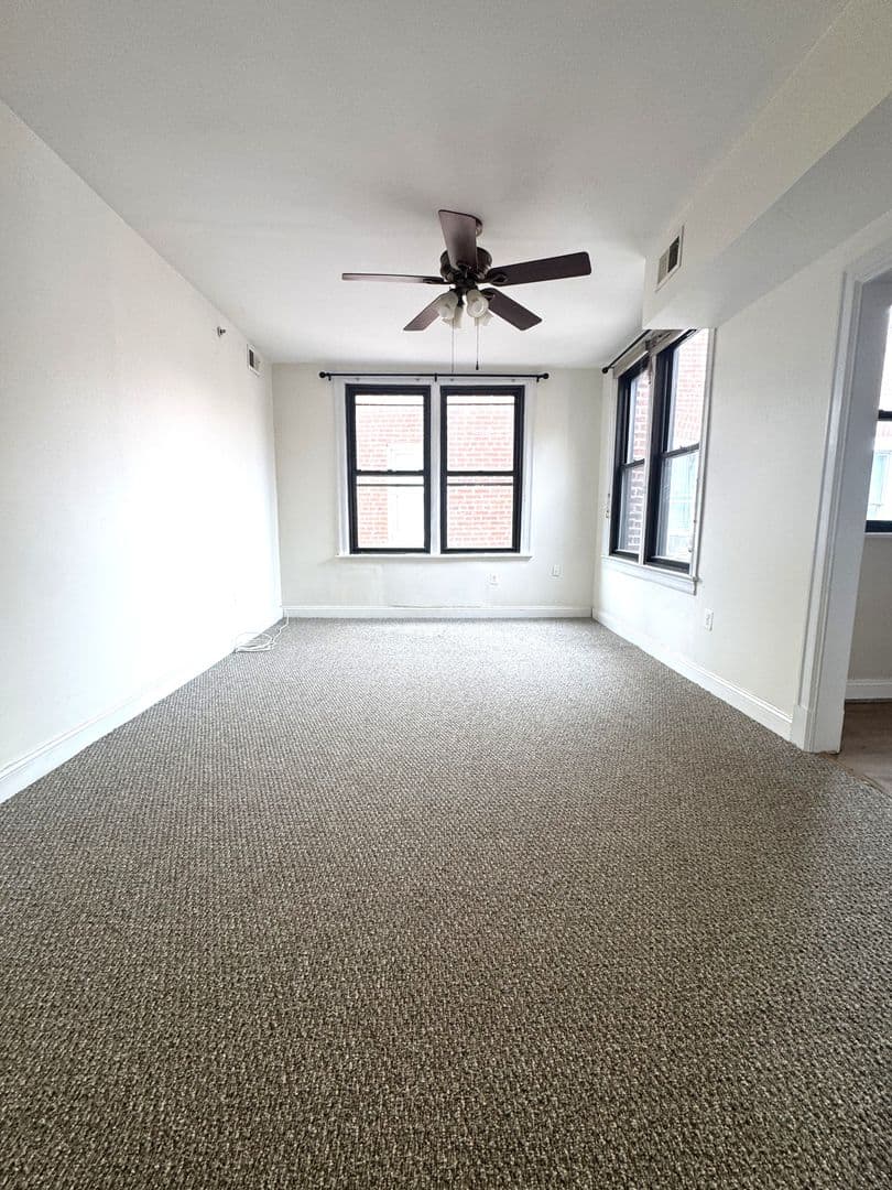 Washington Condo: 1858 California Street NW #43