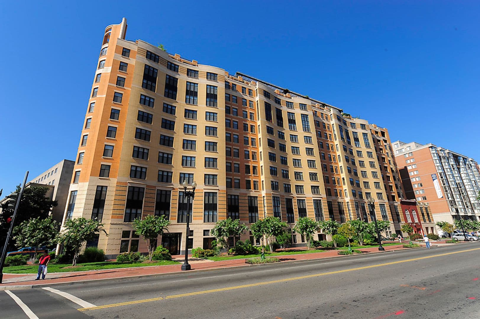 Washington Condo: 400 Massachusetts Avenue, NW #915
