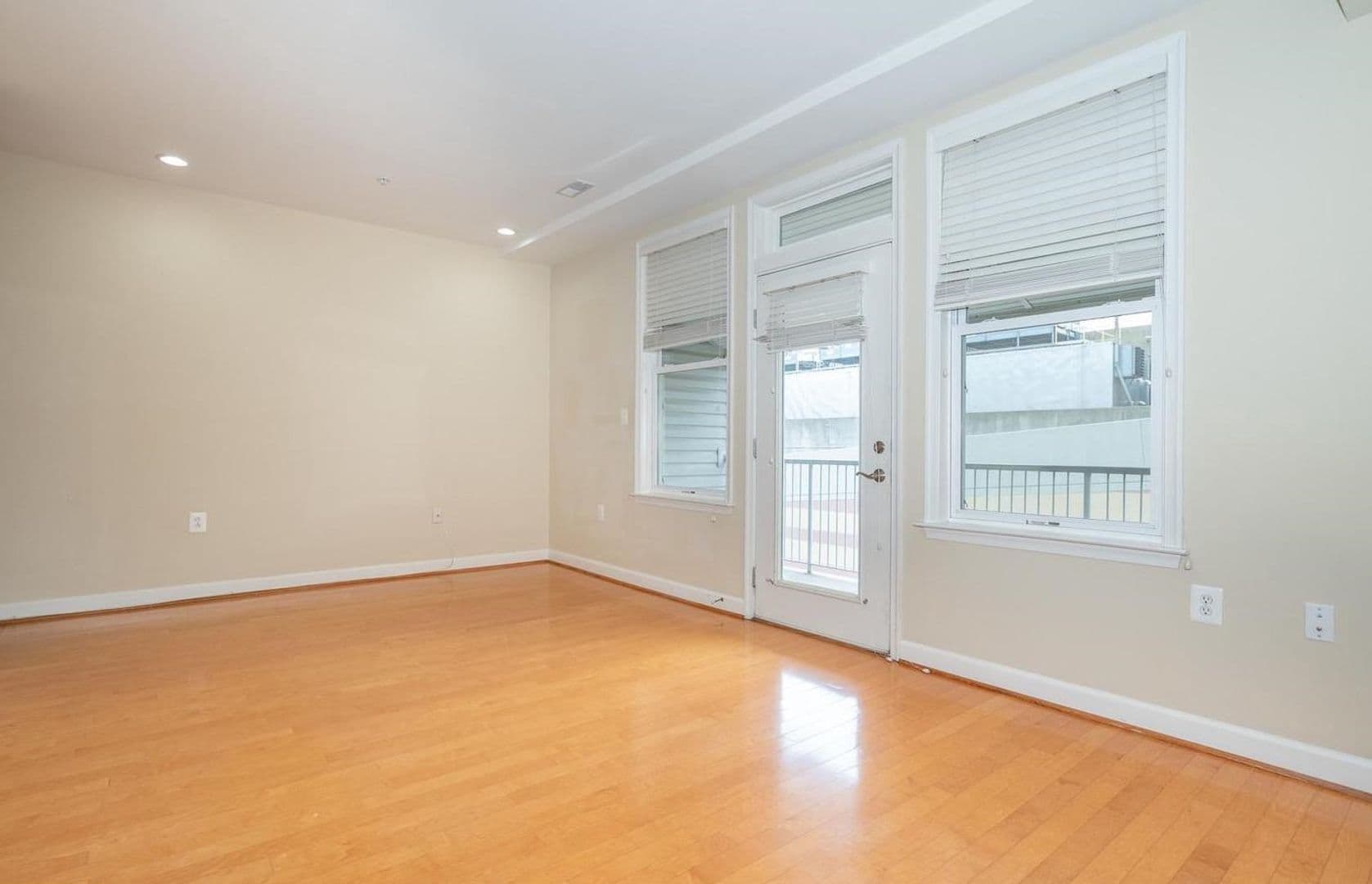 Washington Condo: 1354B Monroe Street, NW