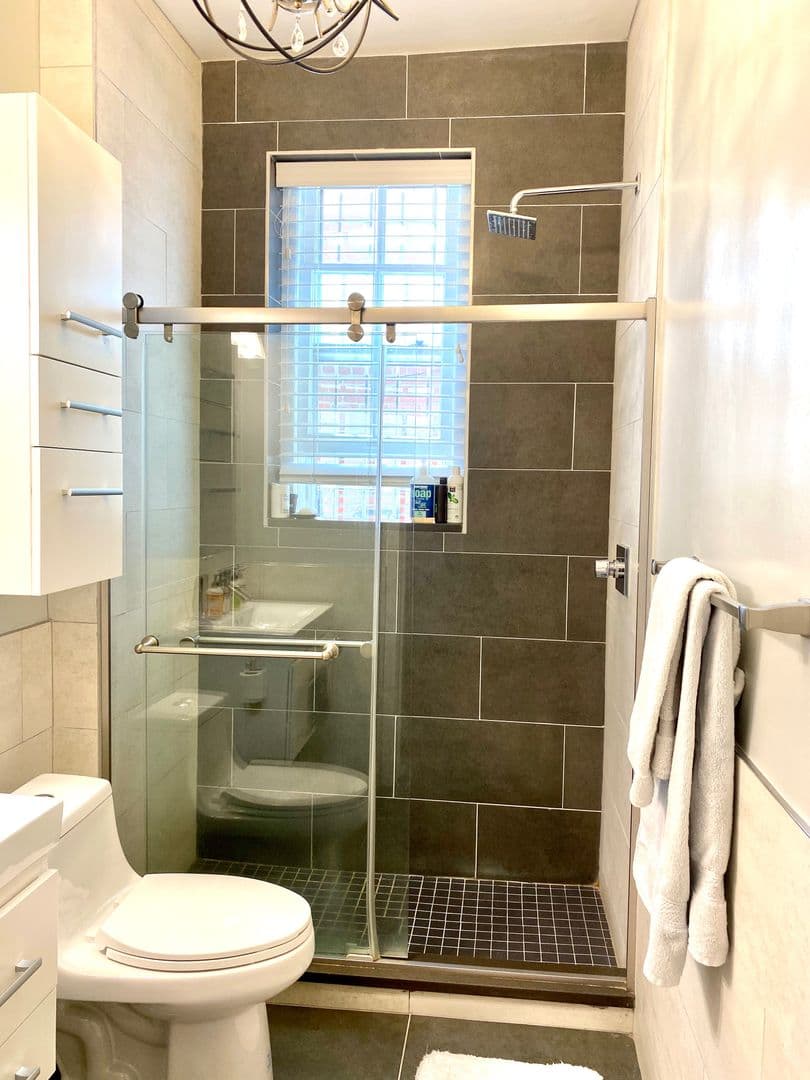 Washington Condo: 1933 18th Street, NW #101