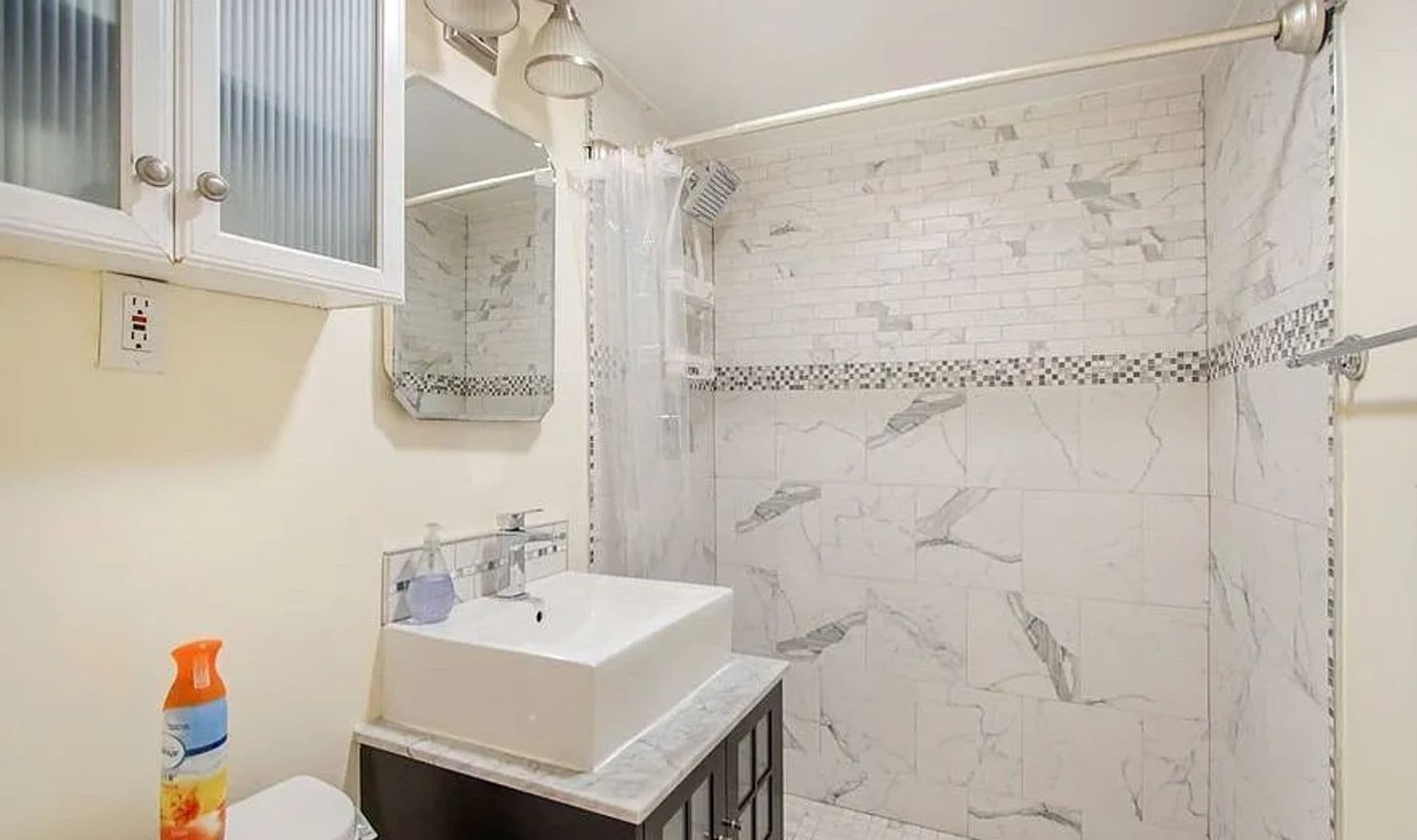 Washington Apartment: 1510 Q Street NW