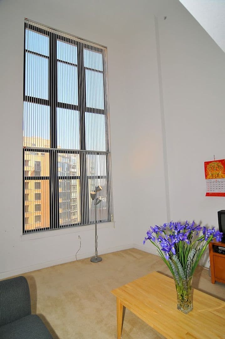 Washington Condo: 400 Massachusetts Avenue, NW #915