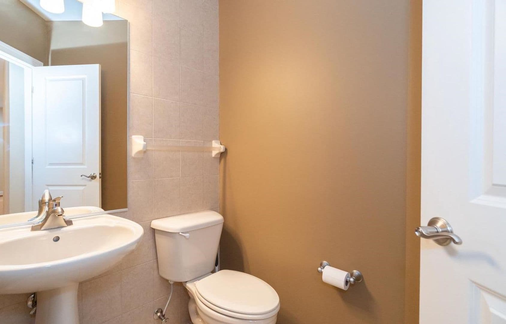 Washington Condo: 1354B Monroe Street, NW
