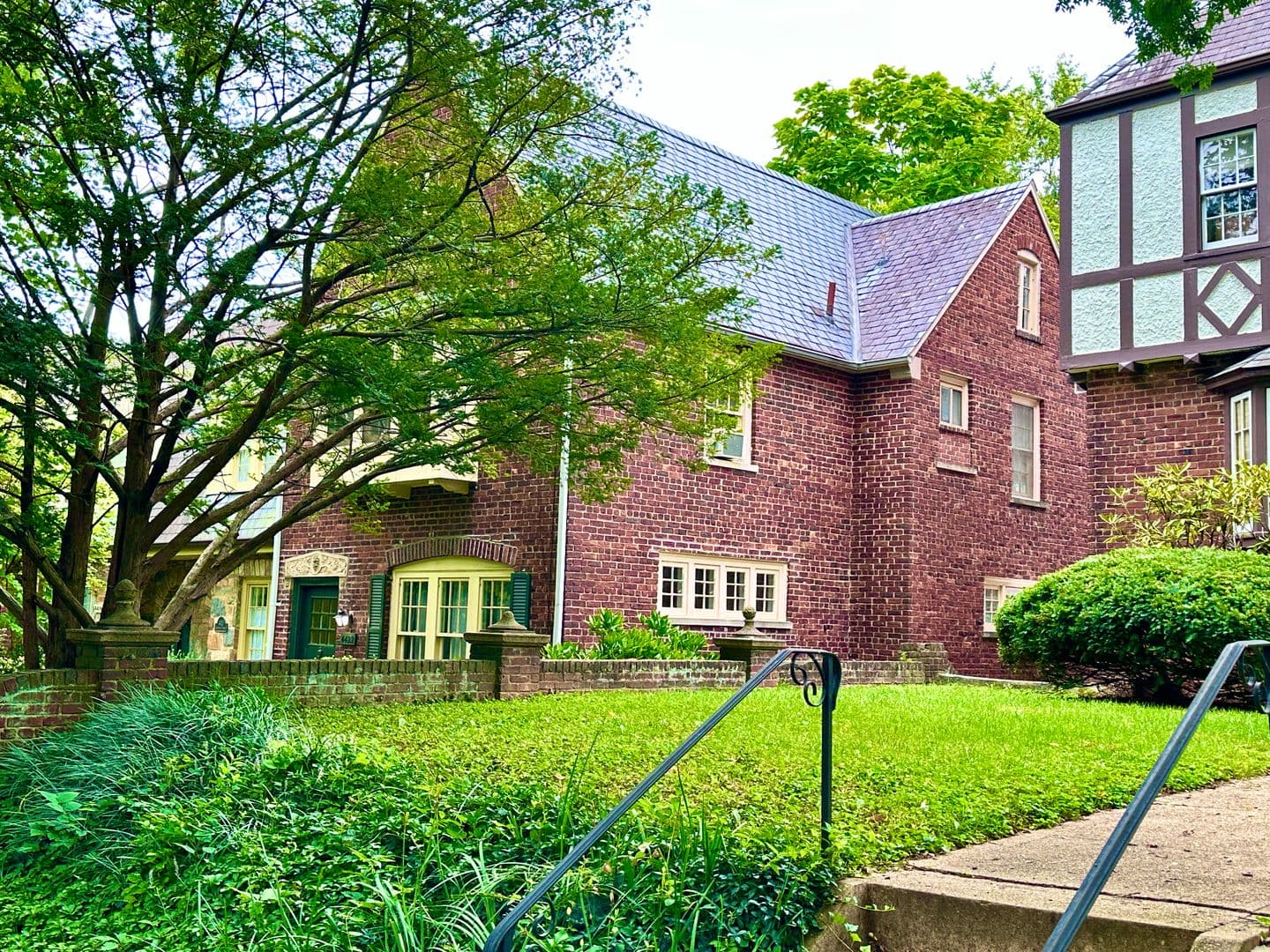 Washington House: 4422 Greenwich Parkway NW