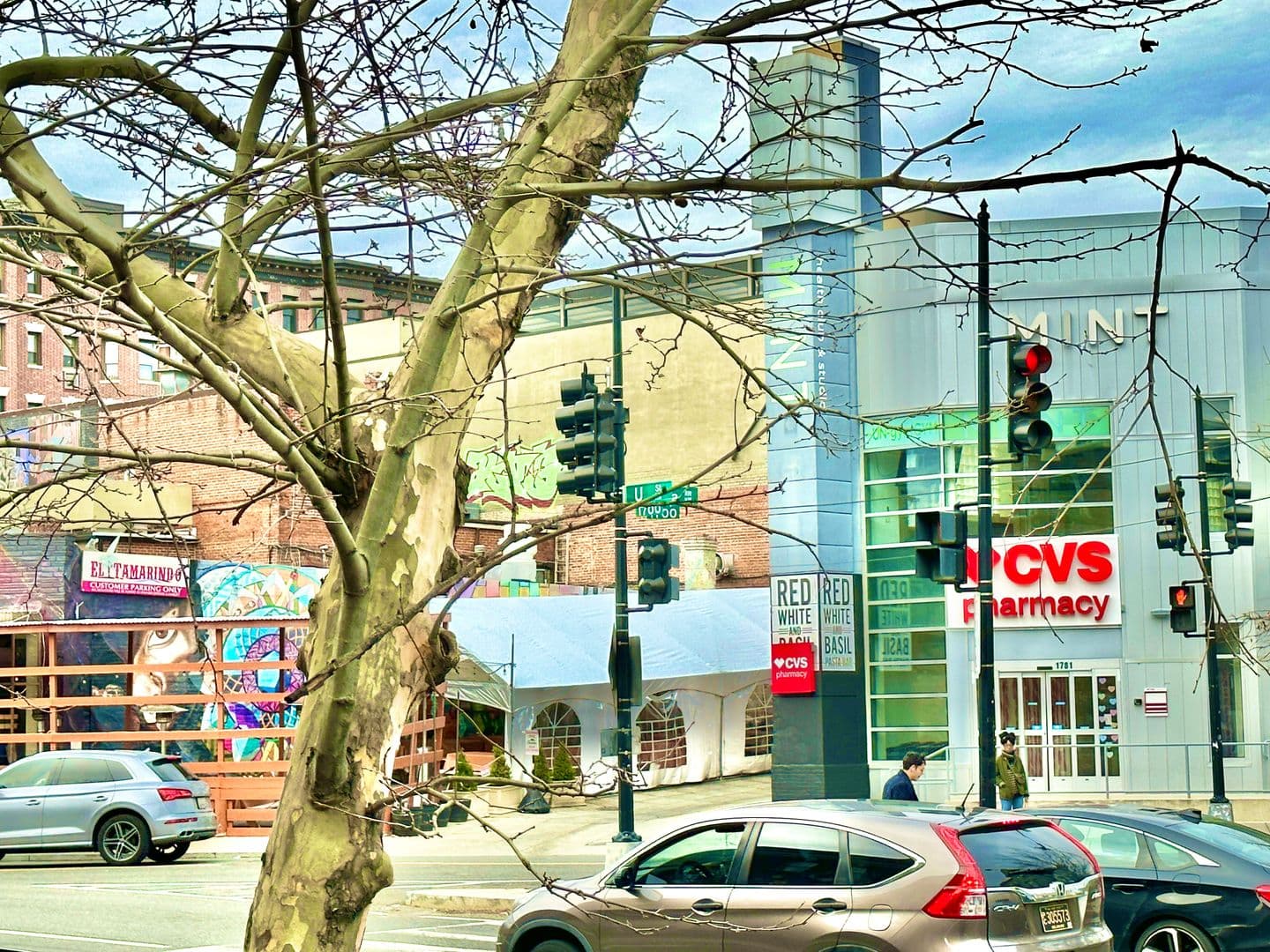 Washington Apartment: 1762 U Street NW