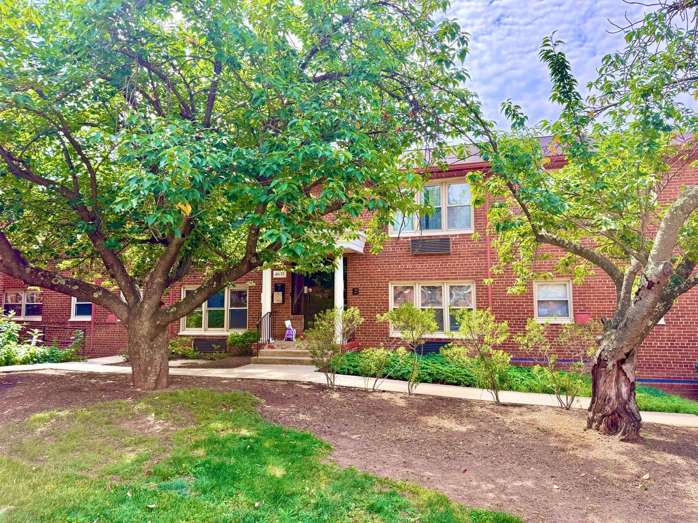 Arlington Condo: 4635 20th Road, North #5