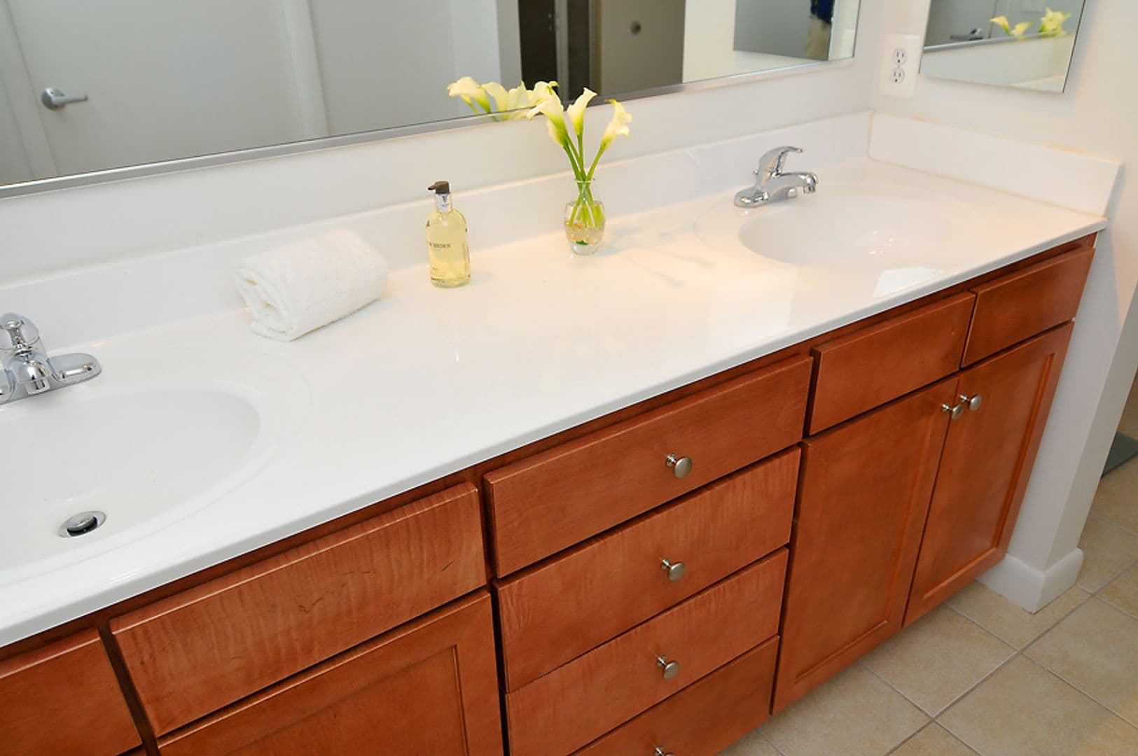 Washington Condo: 400 Massachusetts Avenue, NW #915