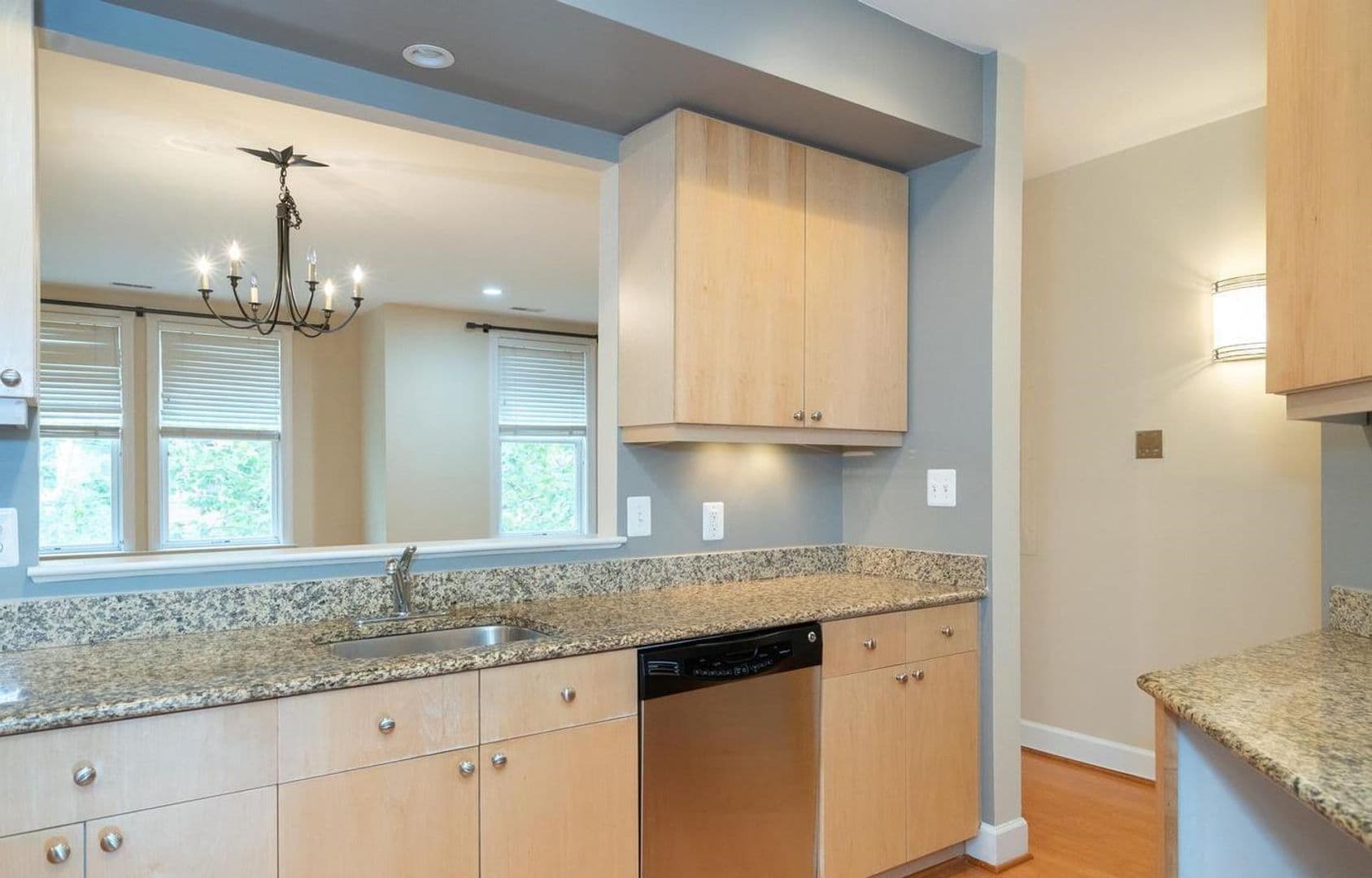Washington Condo: 1354B Monroe Street, NW