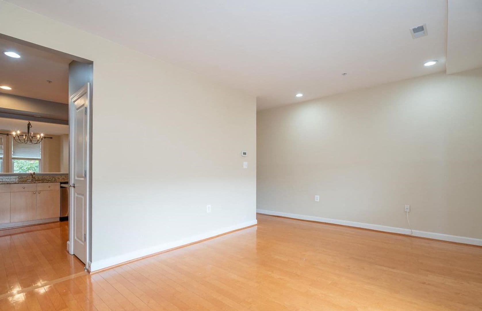 Washington Condo: 1354B Monroe Street, NW