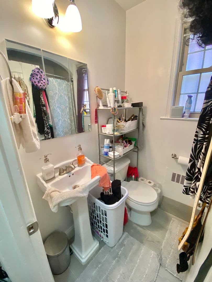 Washington Condo: 3028 Wisconsin Ave NW #106