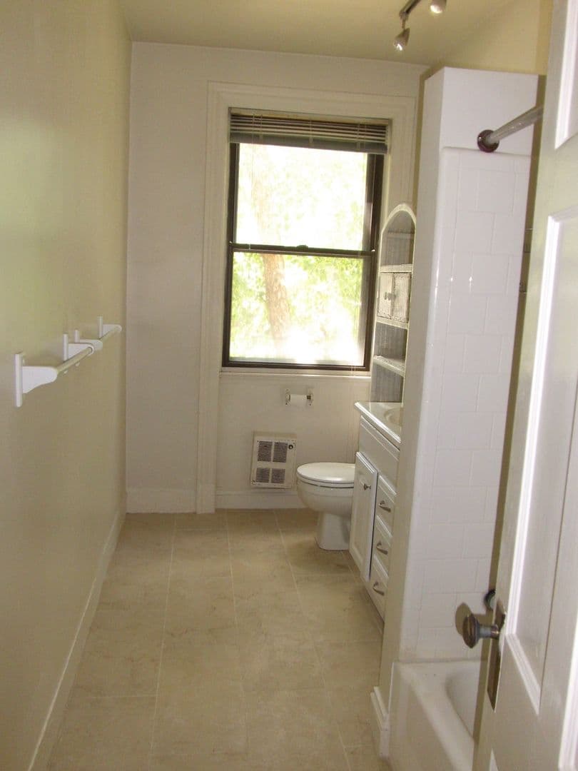 Washington Condo: 3100 Connecticut Avenue, NW #239