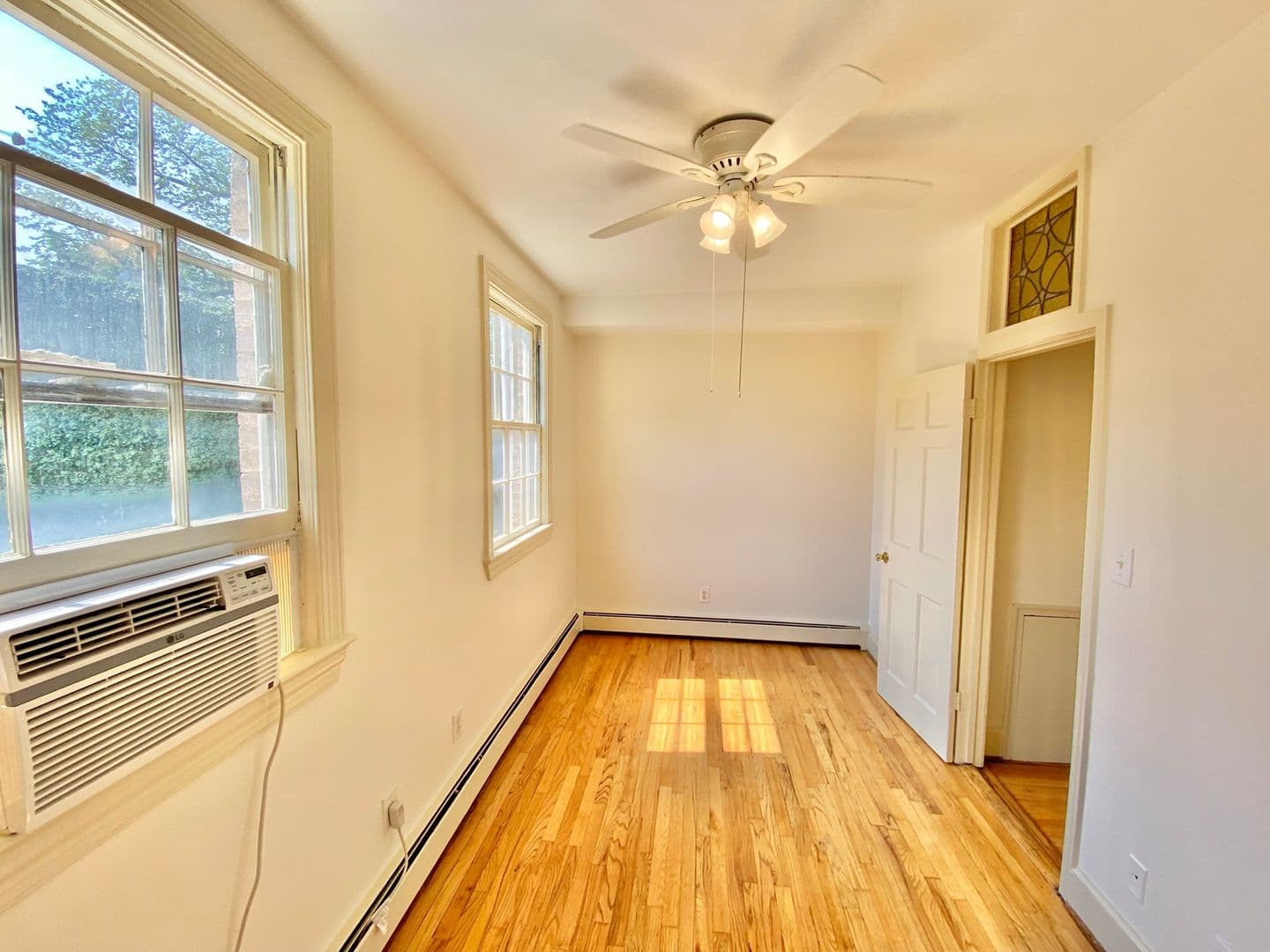 Washington Apartment: 327 C Street, SE