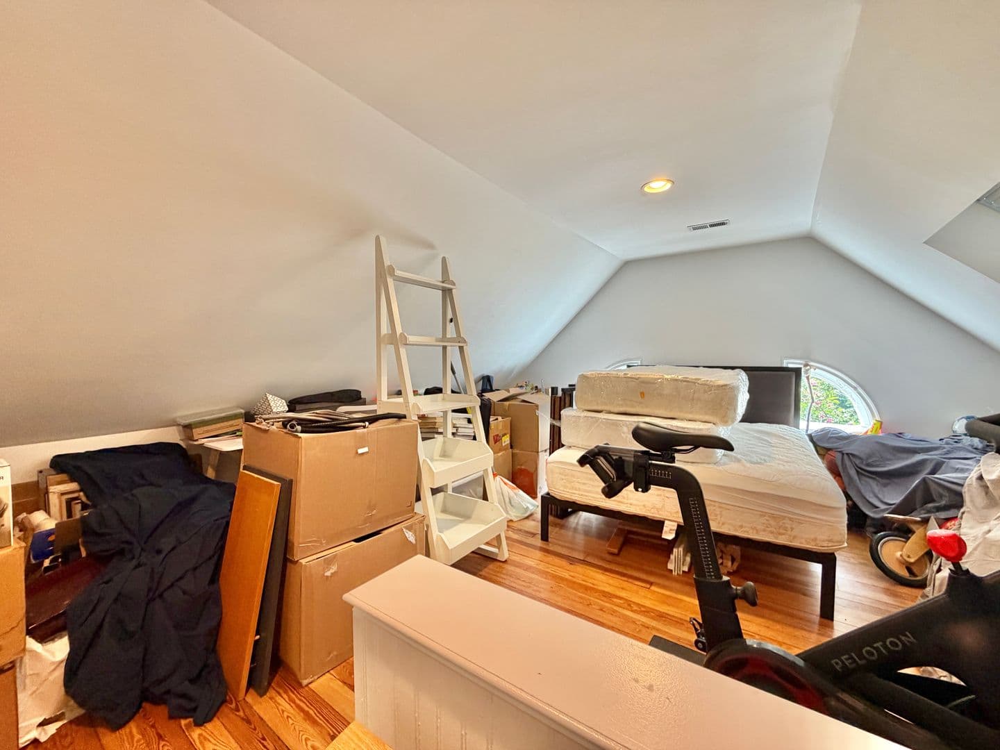 Washington House: 7538 Morningside Drive NW