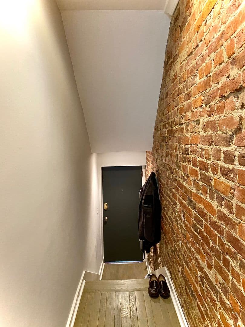 Washington Condo: 1933 18th Street, NW #101