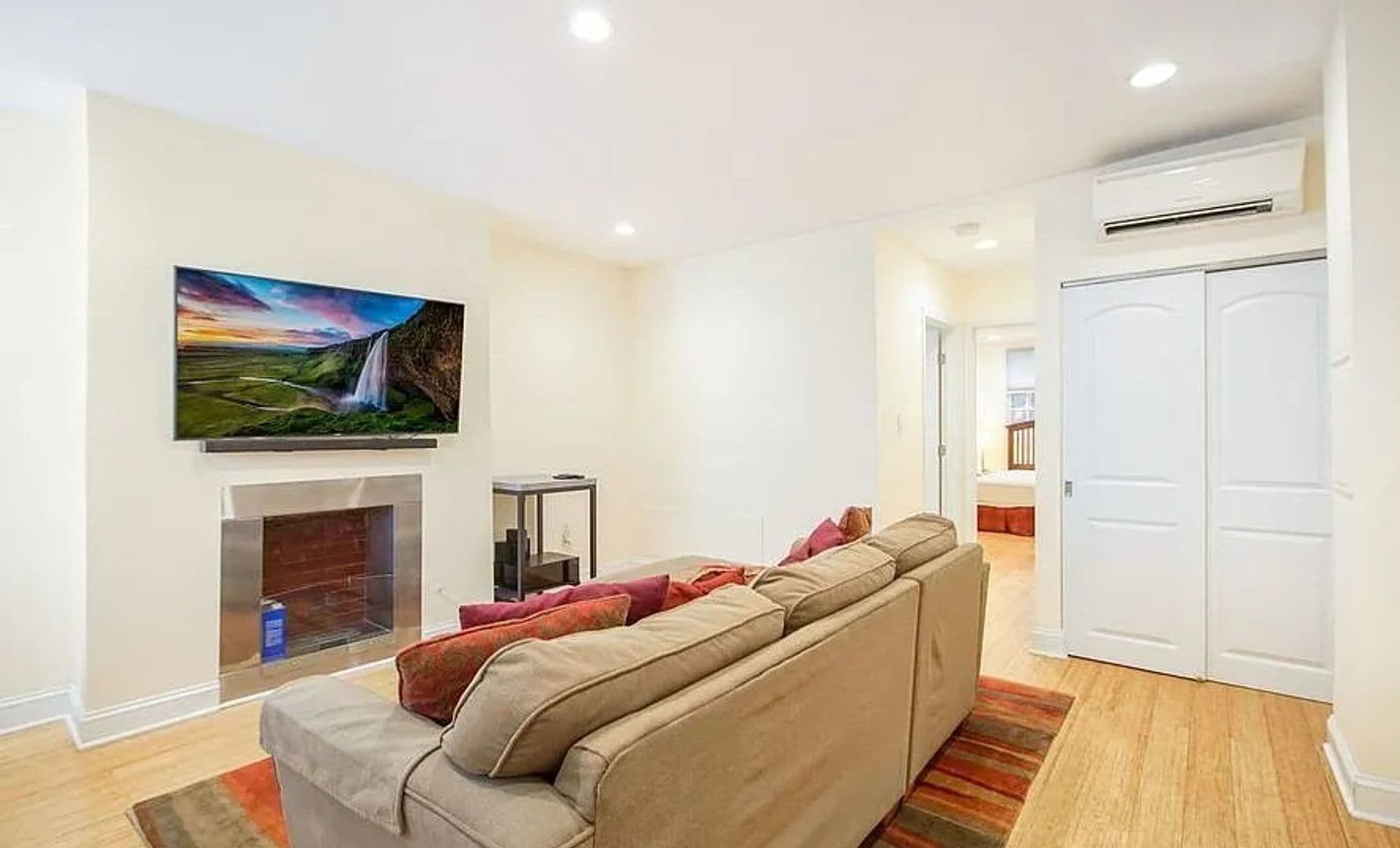 Washington Apartment: 1510 Q Street NW