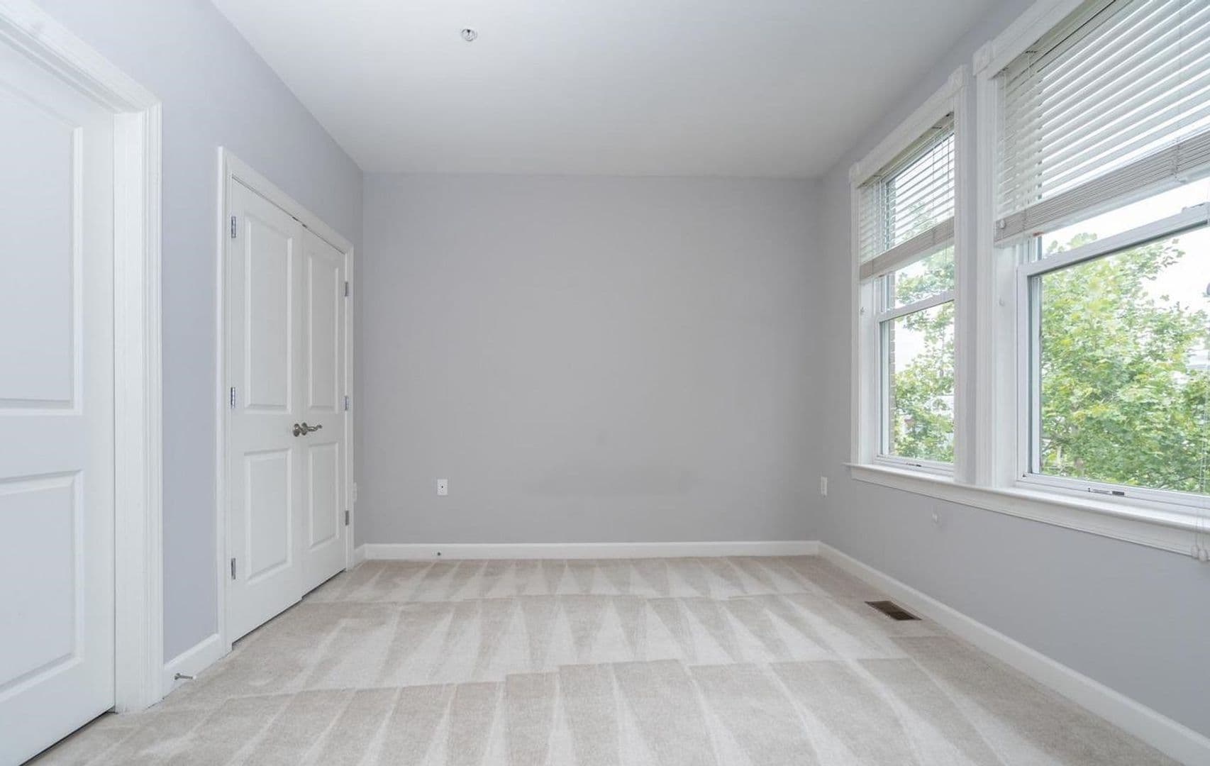 Washington Condo: 1354B Monroe Street, NW