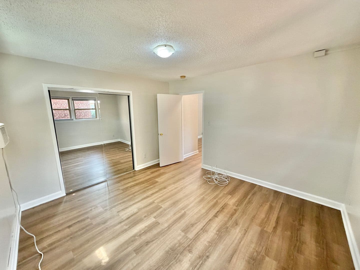 Arlington Condo: 4635 20th Road, North #5