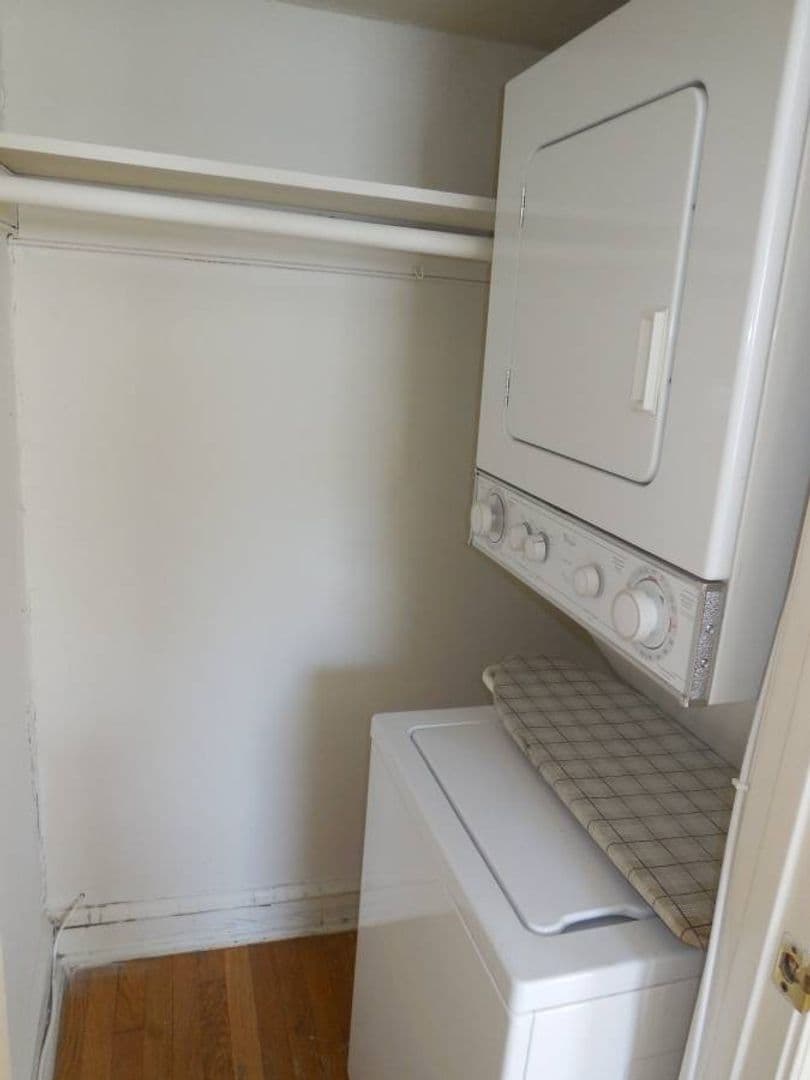 Washington Apartment: 3917 W Street, NW