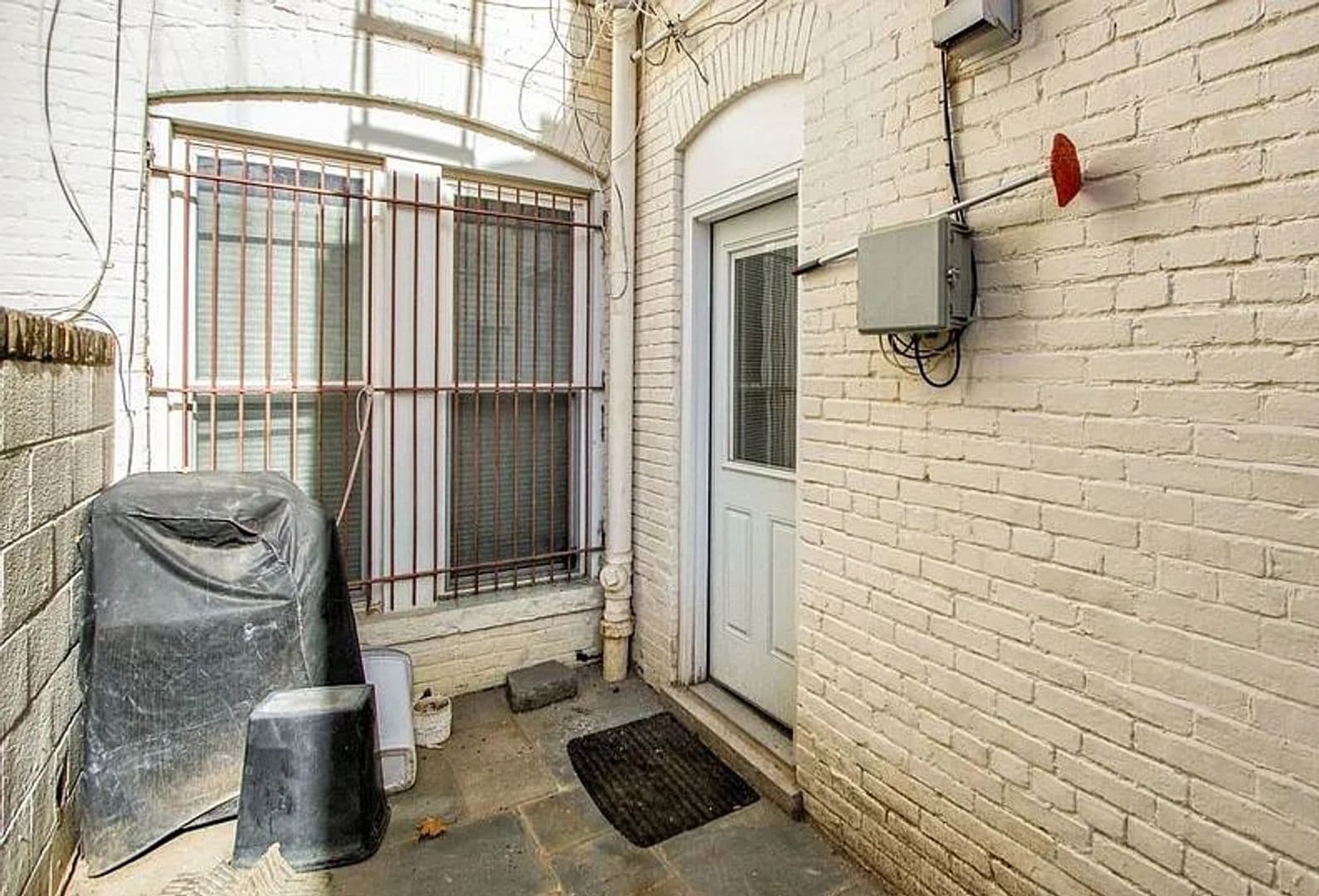 Washington Apartment: 1510 Q Street NW