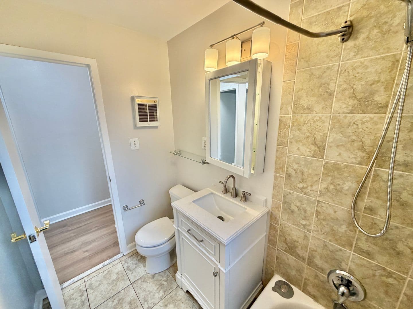 Arlington Condo: 4635 20th Road, North #5