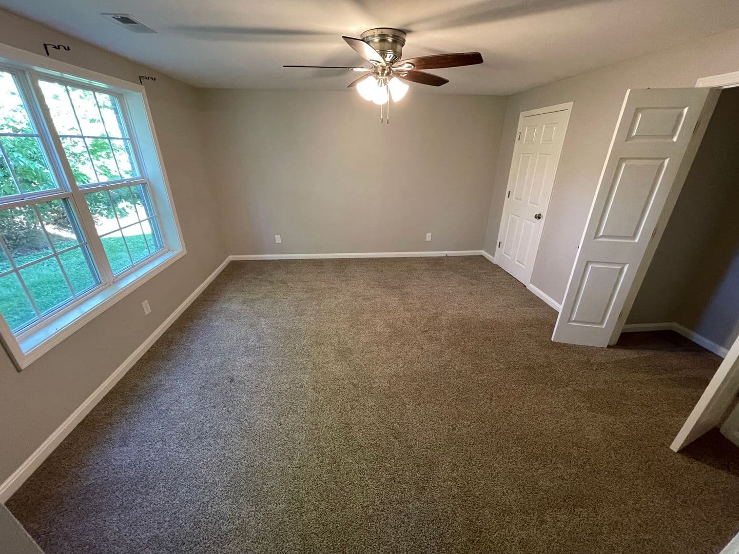 Louisville House: 10704 Copper Ridge Drive