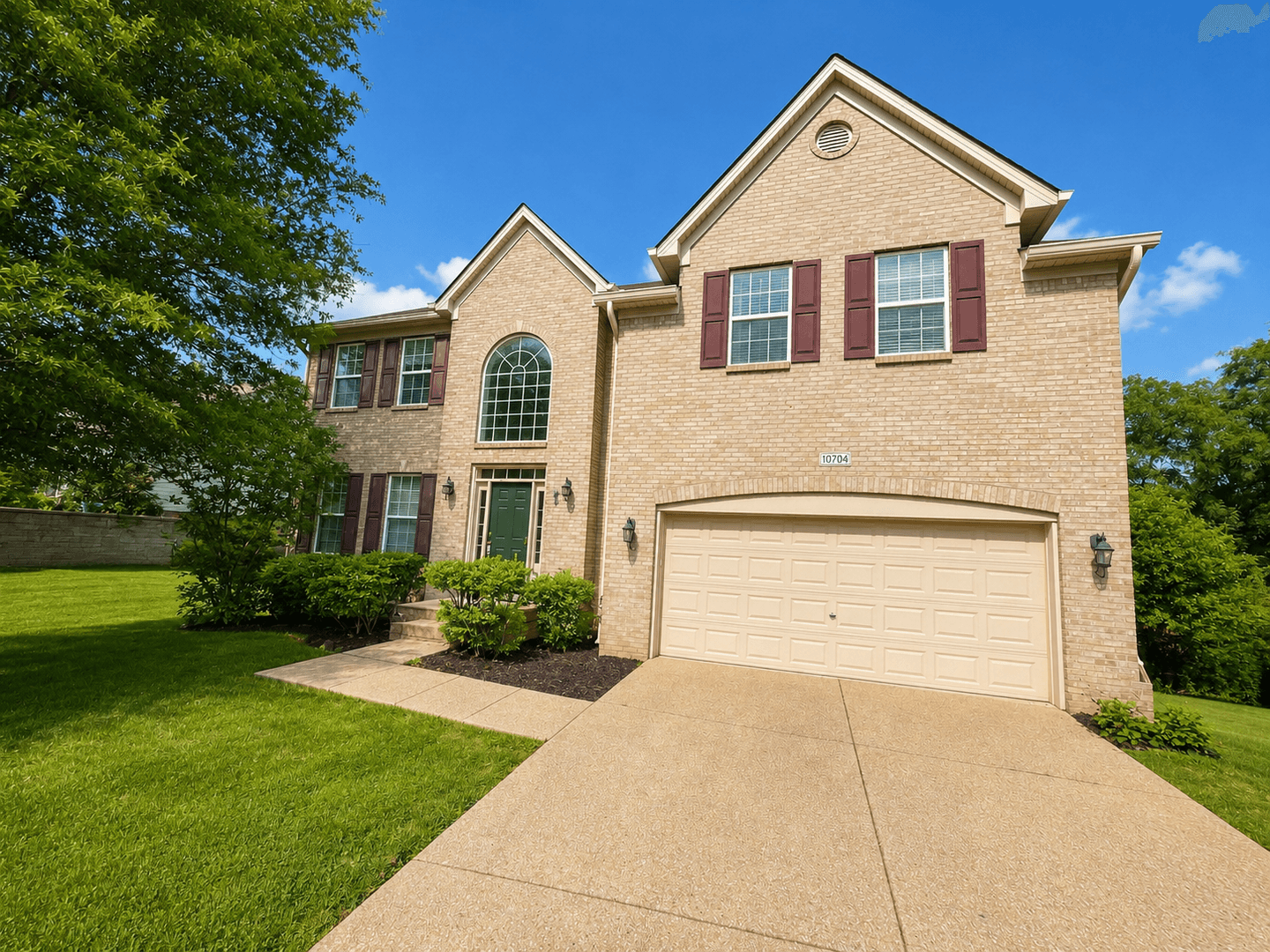 Louisville House: 10704 Copper Ridge Drive
