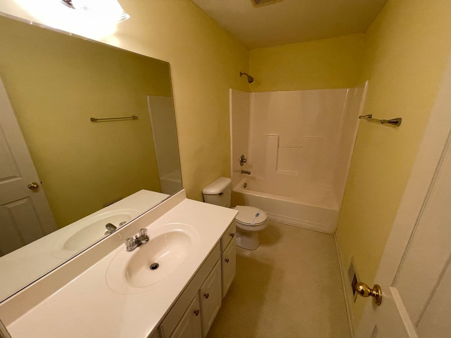 Fisherville House: 321 Arlington Meadows Drive