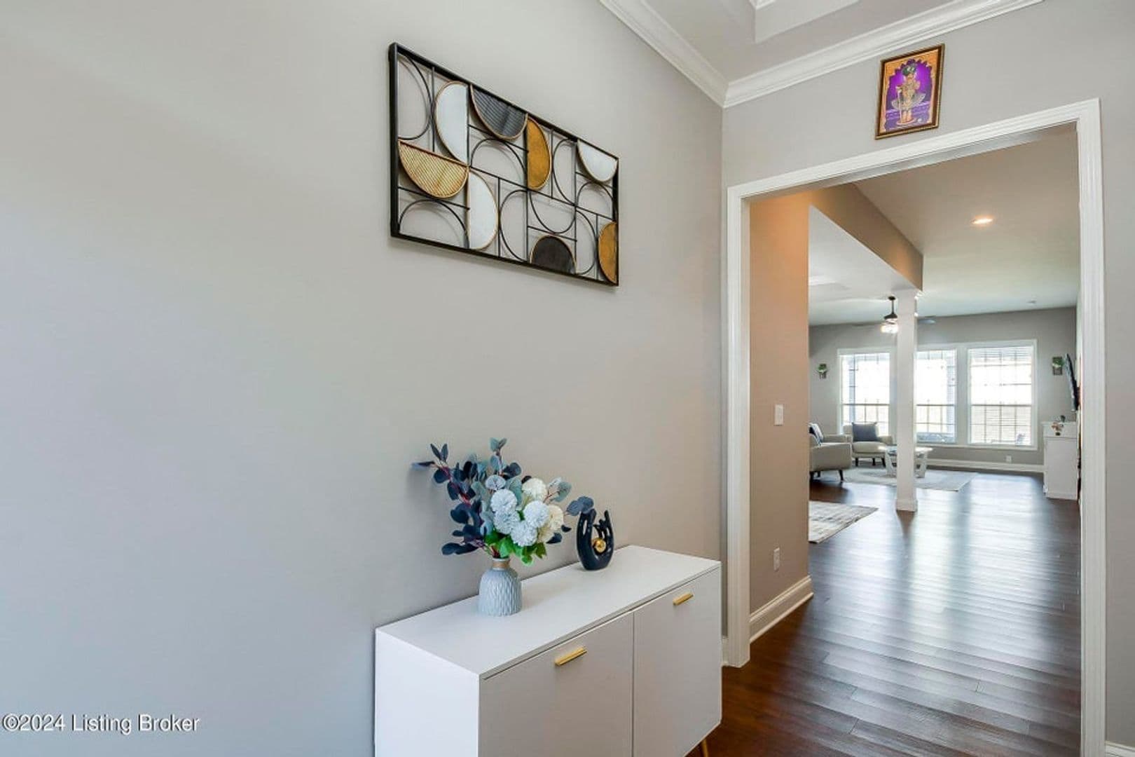 Louisville House: 107 Irondale Court