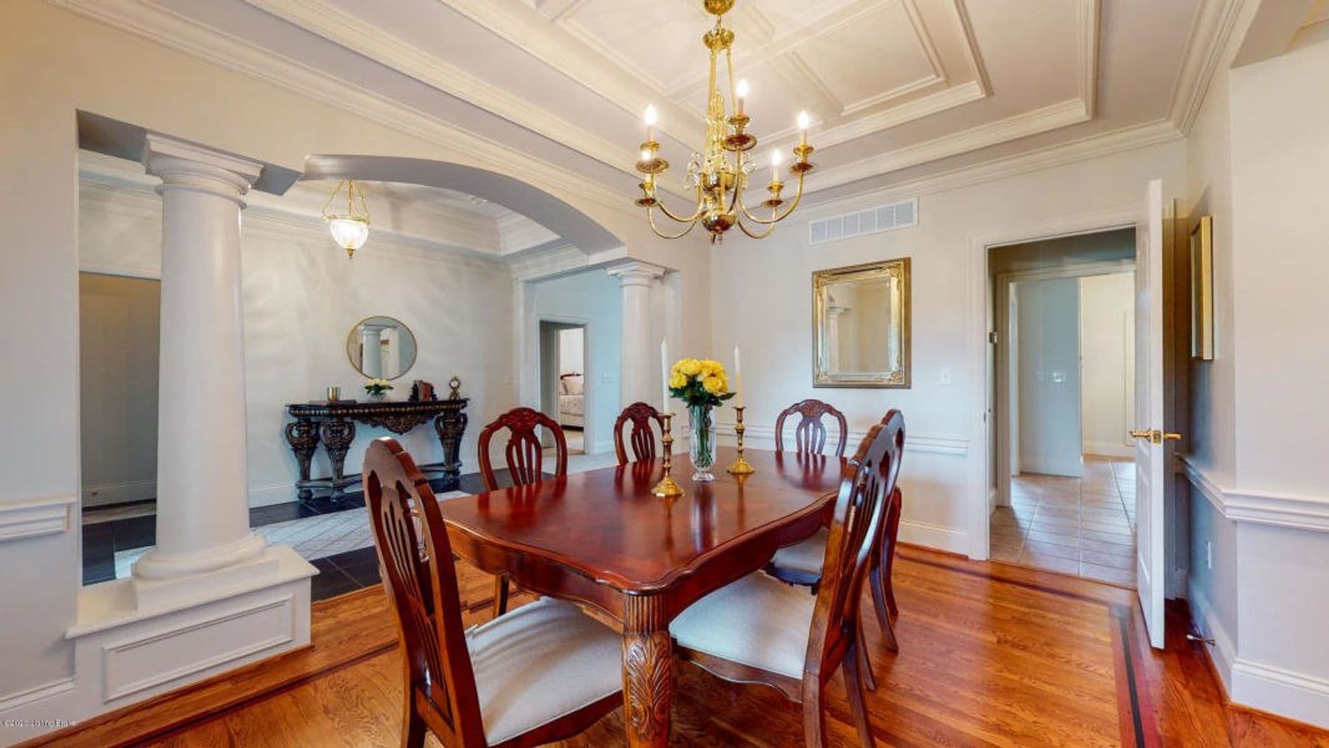 Prospect House: 7703 Wolfpen Ridge Drive