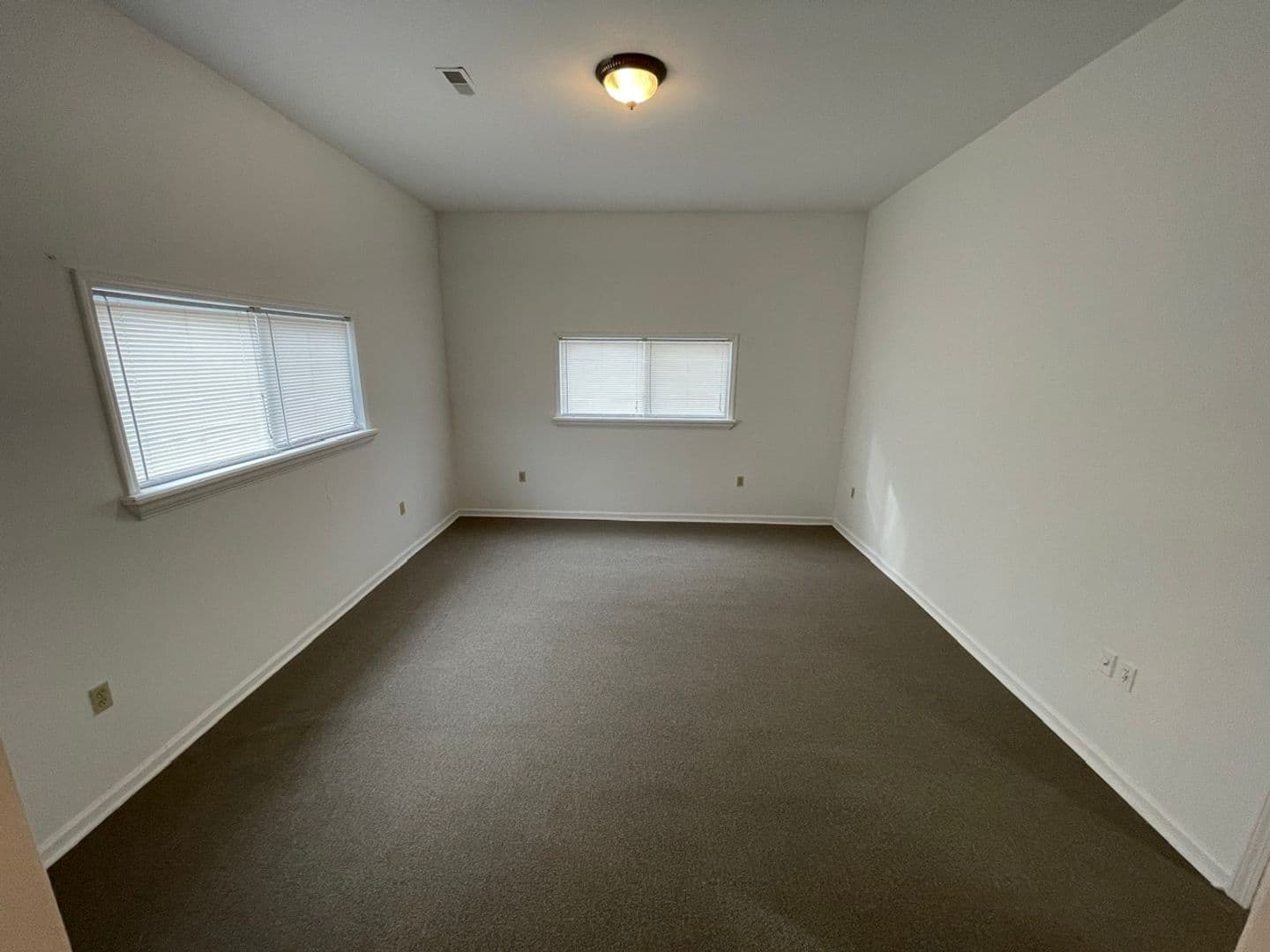 Fisherville House: 18206 Shelbyville Road