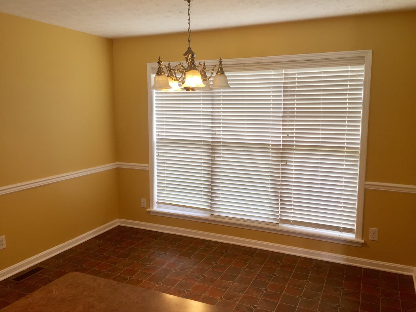 Louisville House: 4505 Cherry Forest Circle