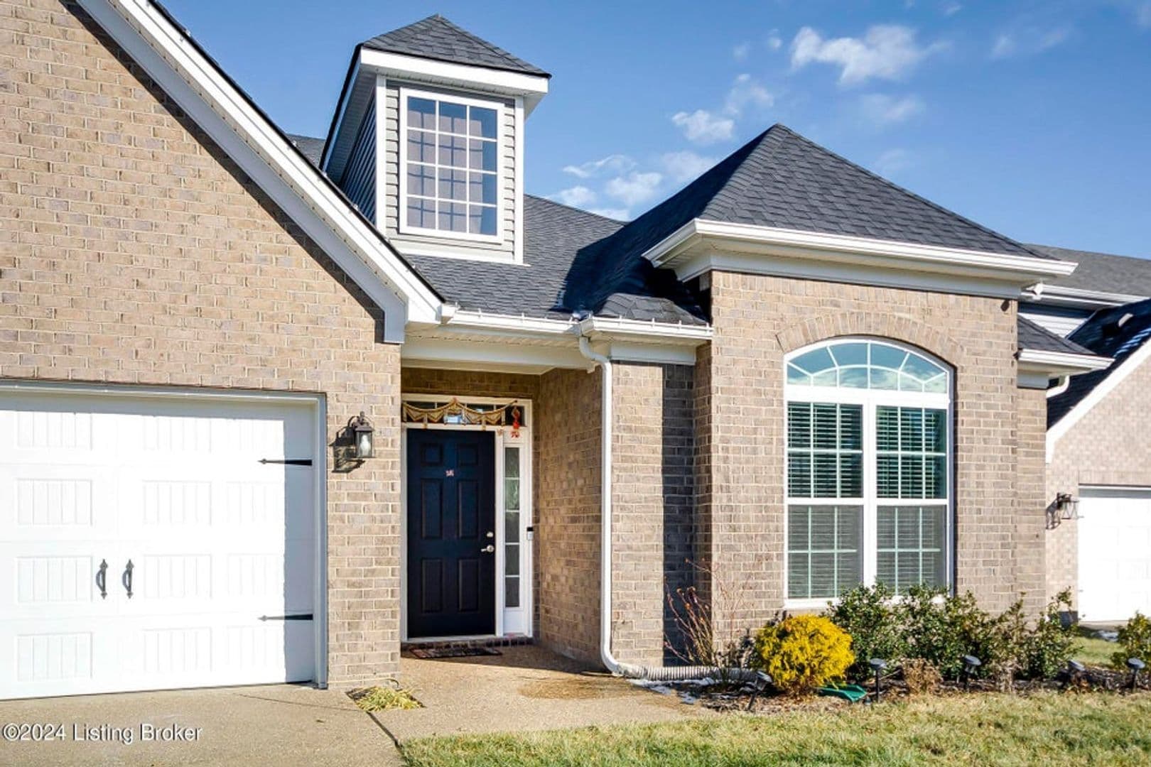 Louisville House: 107 Irondale Court