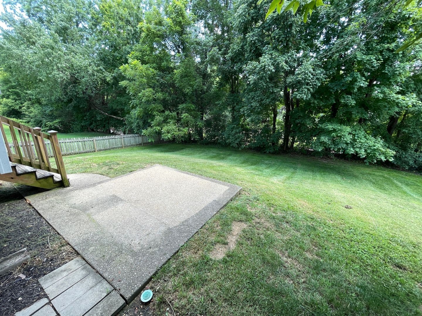 Fisherville House: 321 Arlington Meadows Drive