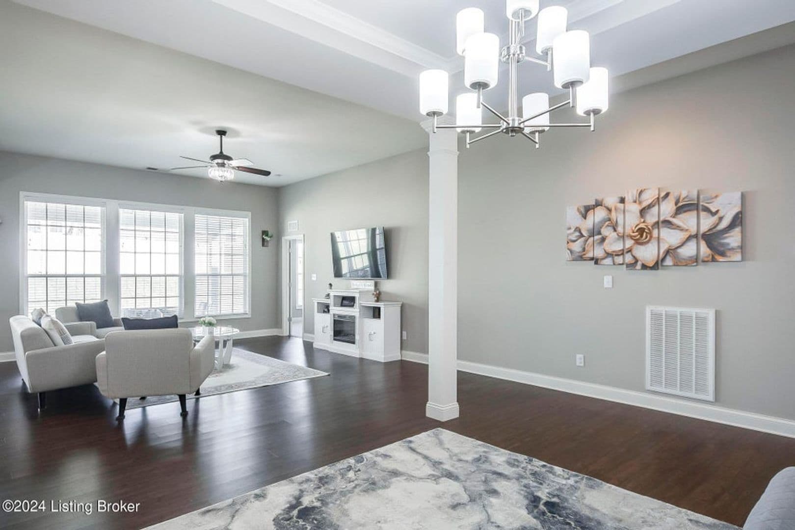 Louisville House: 107 Irondale Court