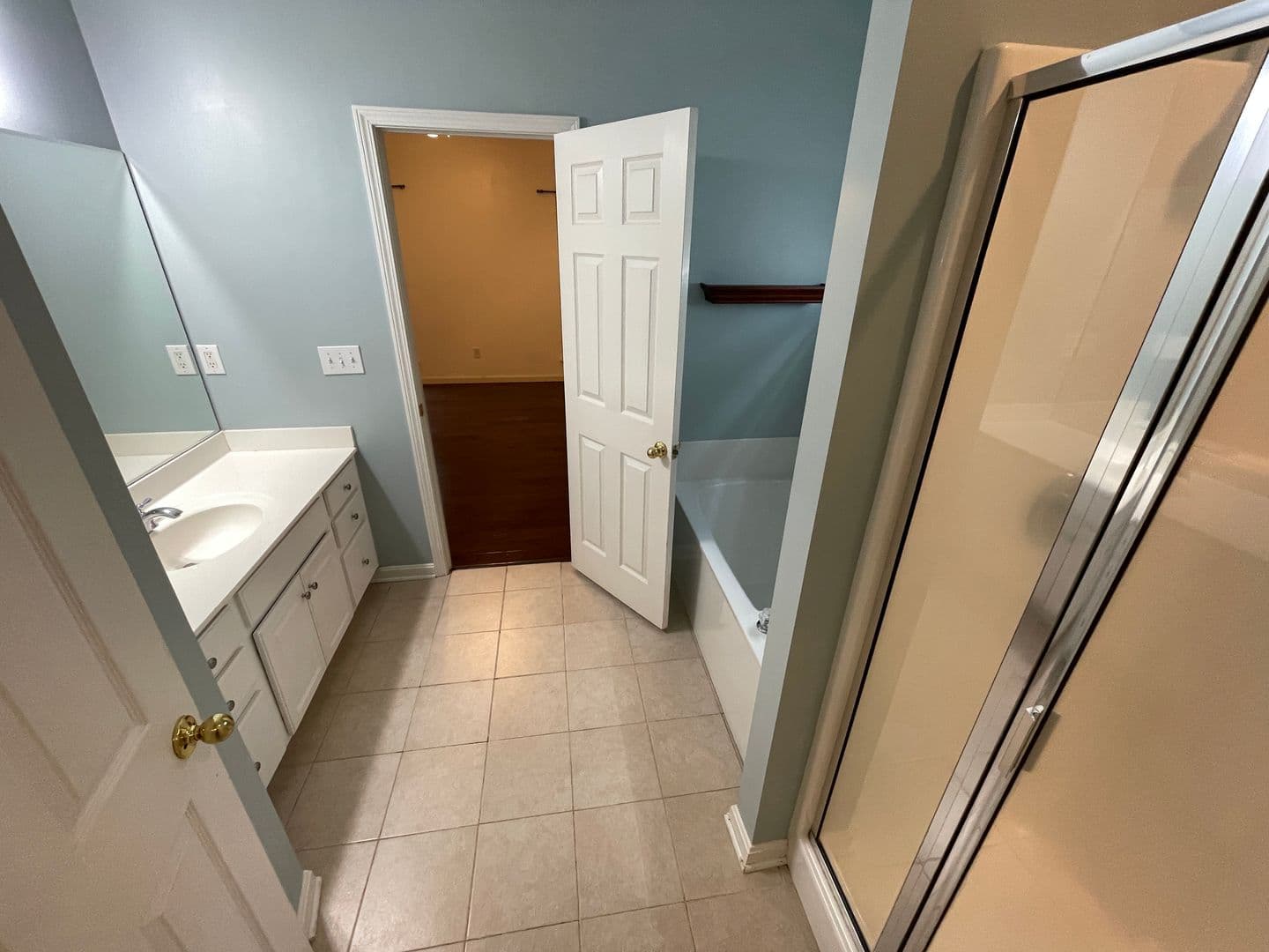 Fisherville House: 321 Arlington Meadows Drive