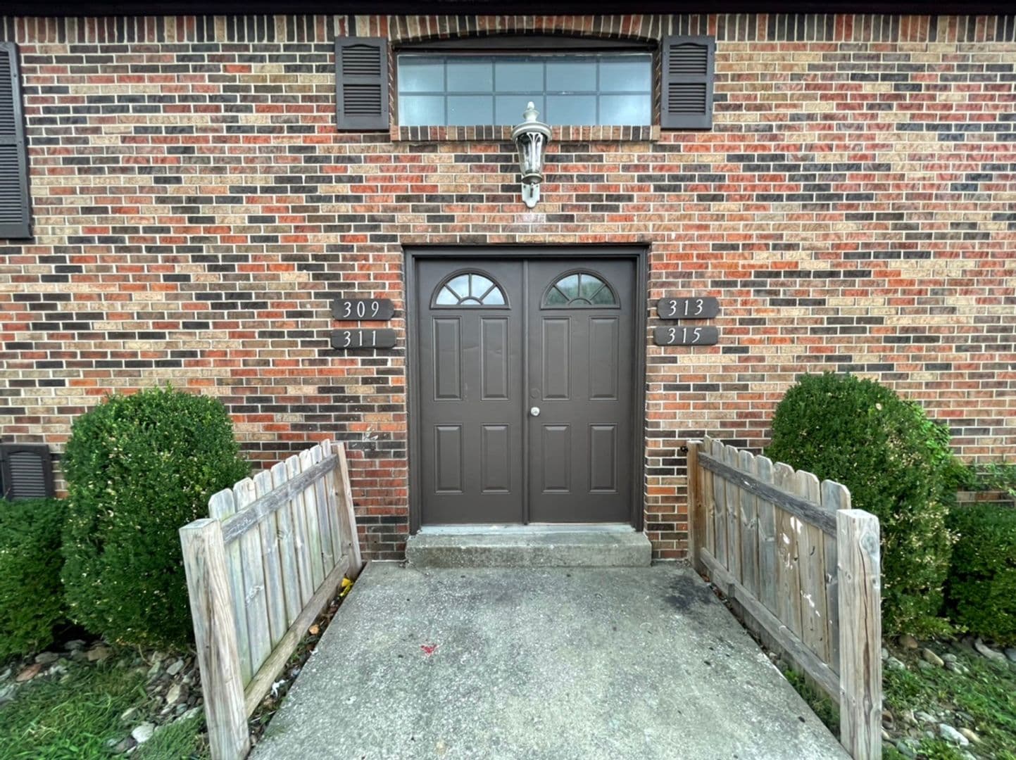 Shelbyville Apartment: 307-315 Blue Bird Drive 6-Plex