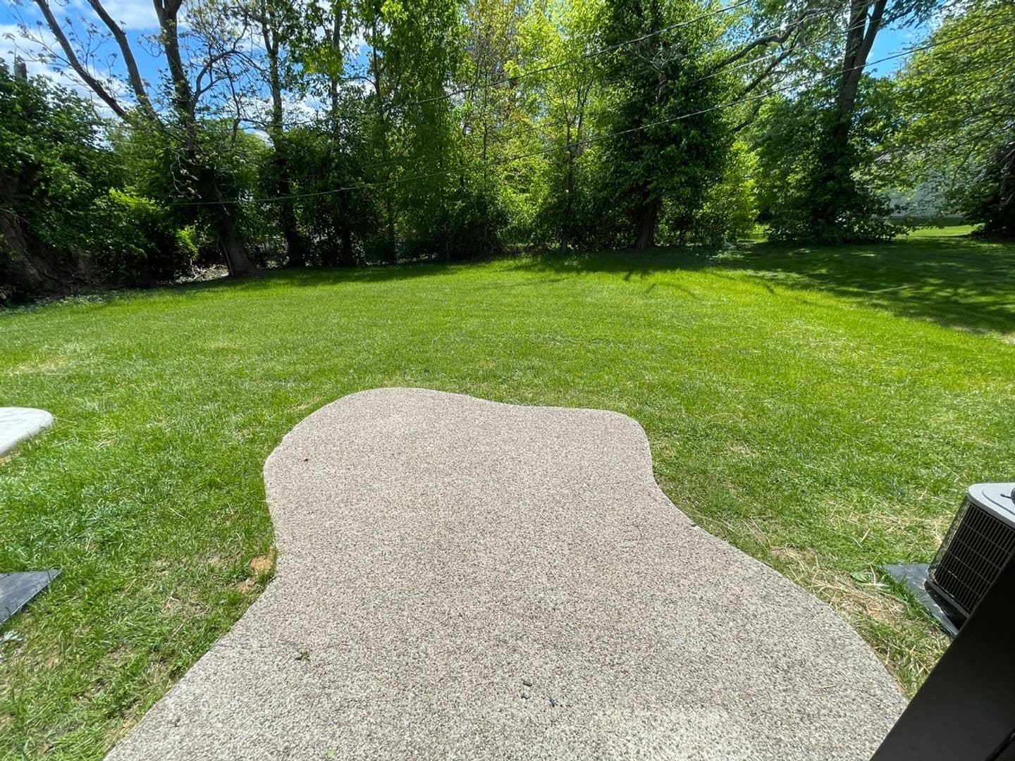 Shelbyville Apartment: 1215 Mary Ross Avenue